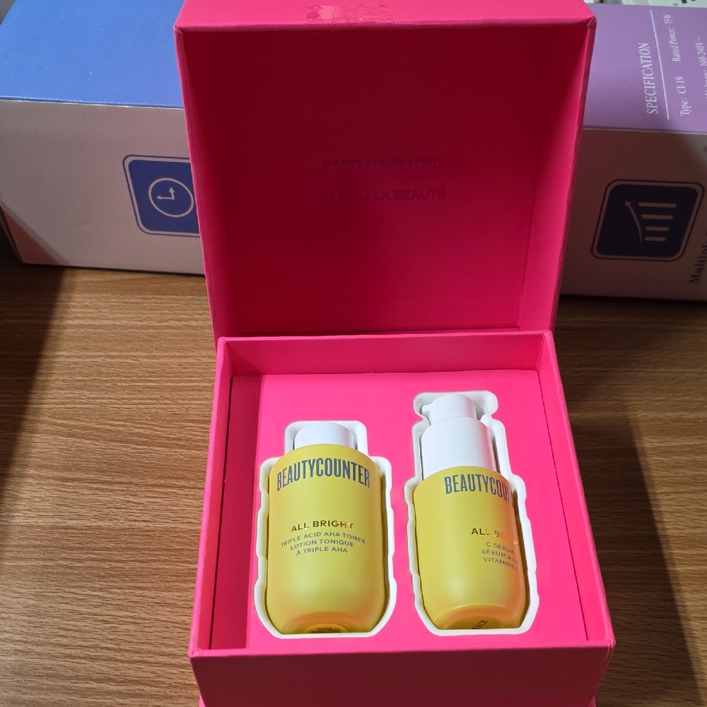 Beautycounter All Bright Set - Yellow and Pink